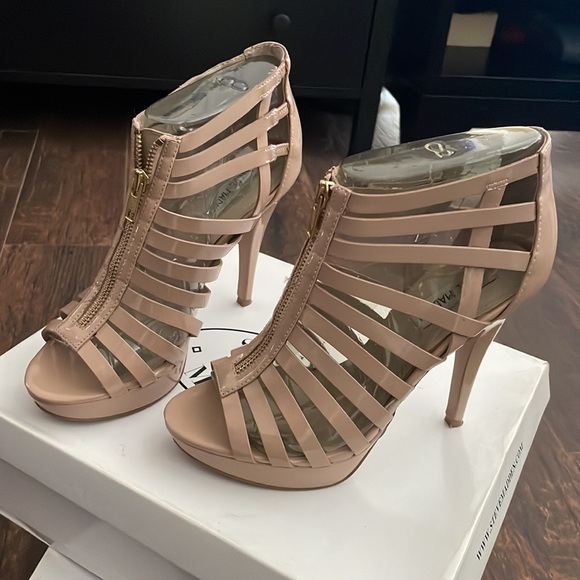 Steven Madden Great Condition - Picture 3 of 3